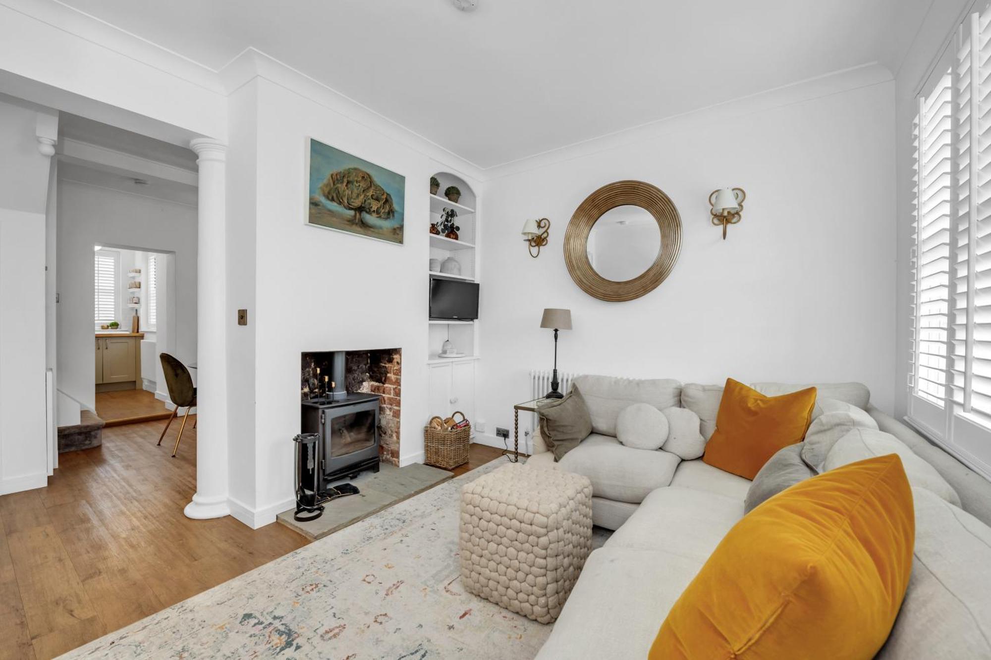 Charming Church Walk, Long Melford - 2 Bedroom Property With Parking 외부 사진