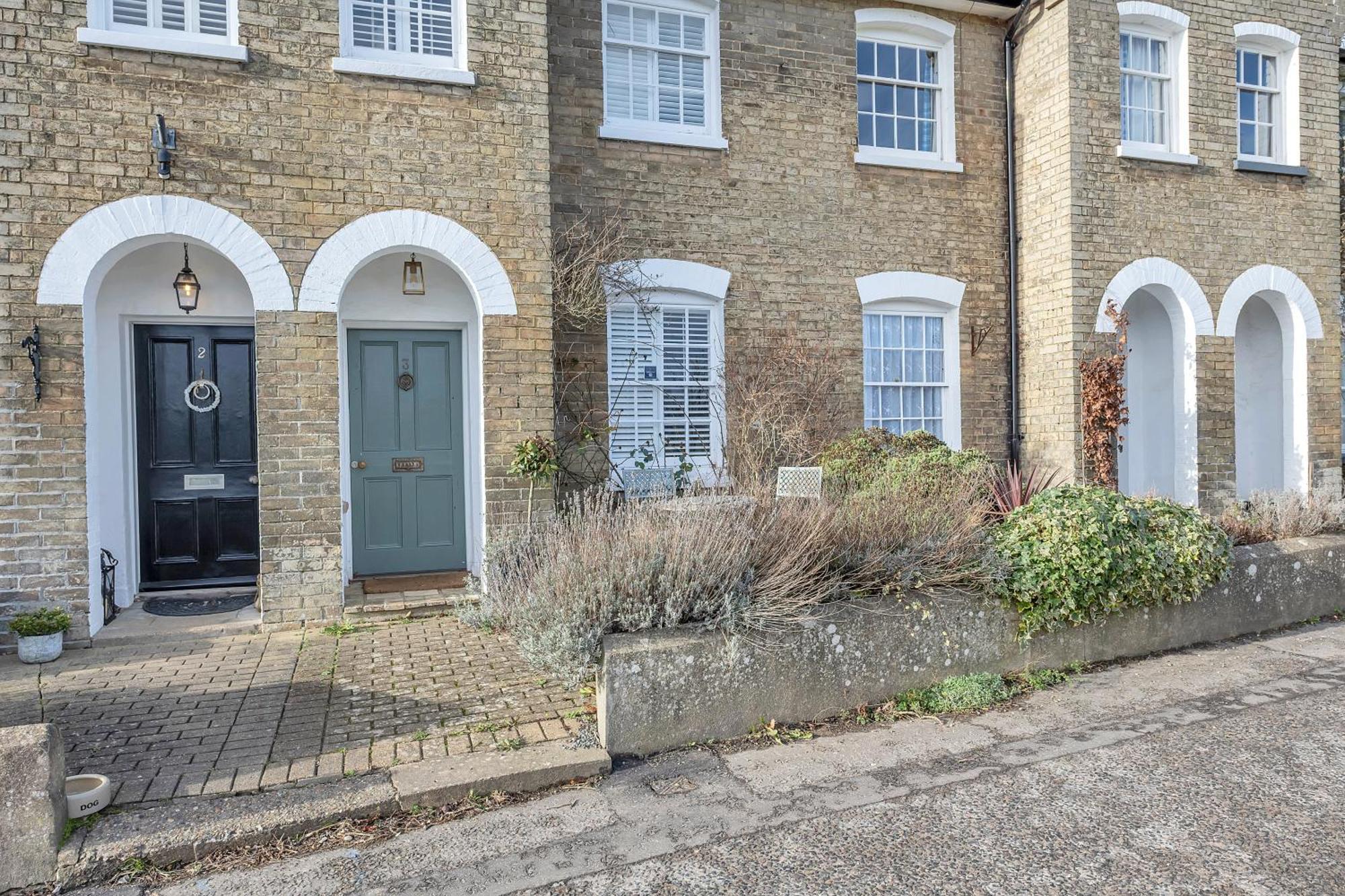 Charming Church Walk, Long Melford - 2 Bedroom Property With Parking 외부 사진